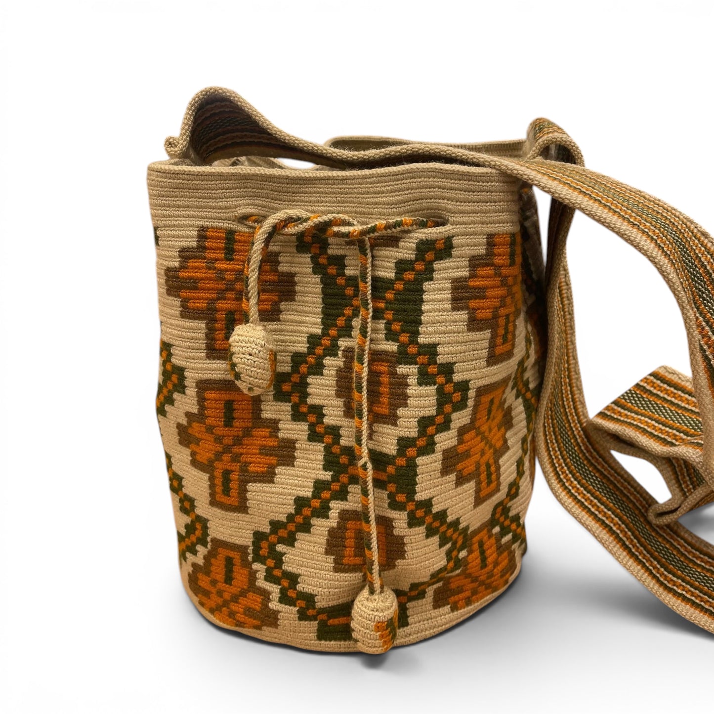 Borsa Mochila Wayuu Chiquita Colombiana, Autentica e Tessuta a mano dalle donne Wayuu.