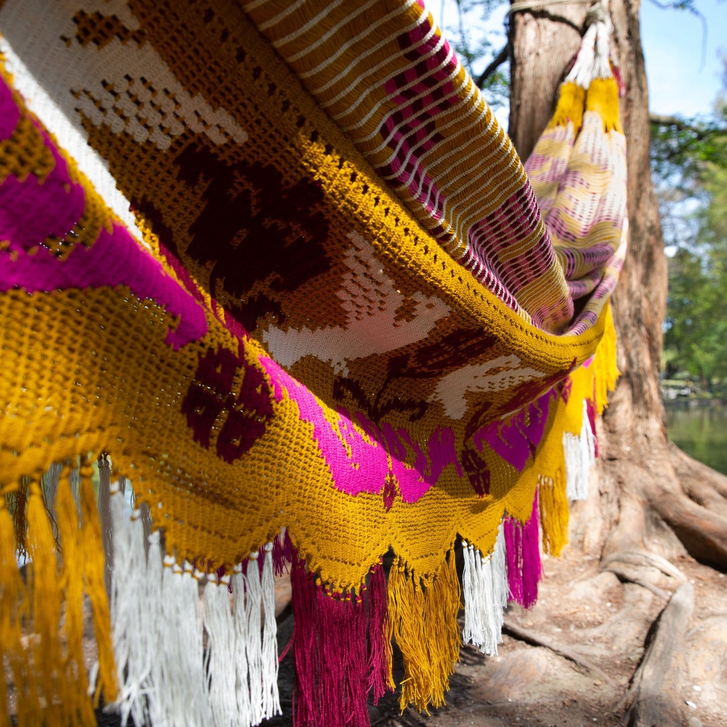 Dettaglio tecnica patuas amaca Wayuù Deluxe senape tessuta a mano clan Epieyu