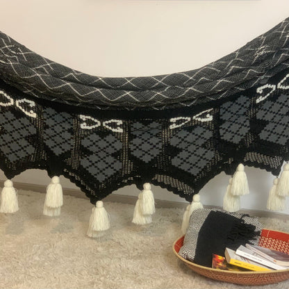 Dettaglio tessuto amaca Wayuù nero bianco tecnica tradizionale La Guajira
