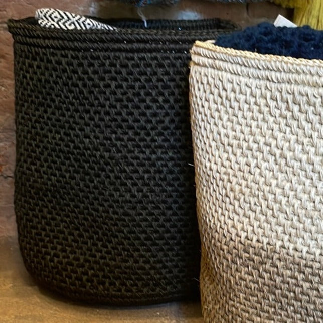 Contenitore in Fique Naturale, Tessuto a Mano,  Misure 30 x 30 cm